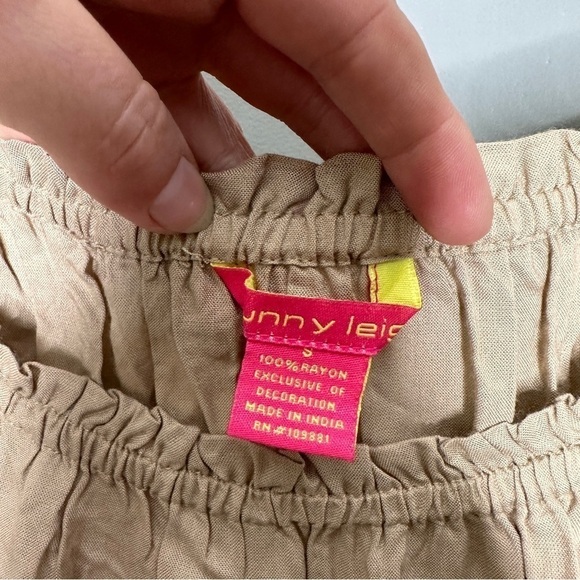 Sunny Leigh off the shoulder fringe blouse - Picture 4 of 6